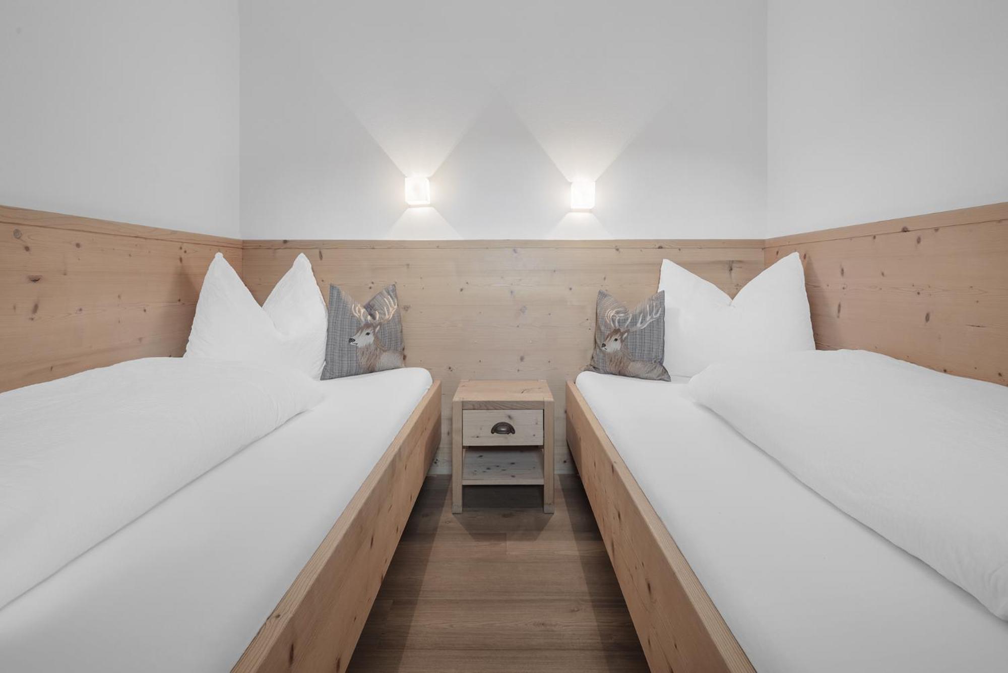 Chalet Ciasa Tino & Sara - Belaval Apartments Corvara In Badia Exterior photo