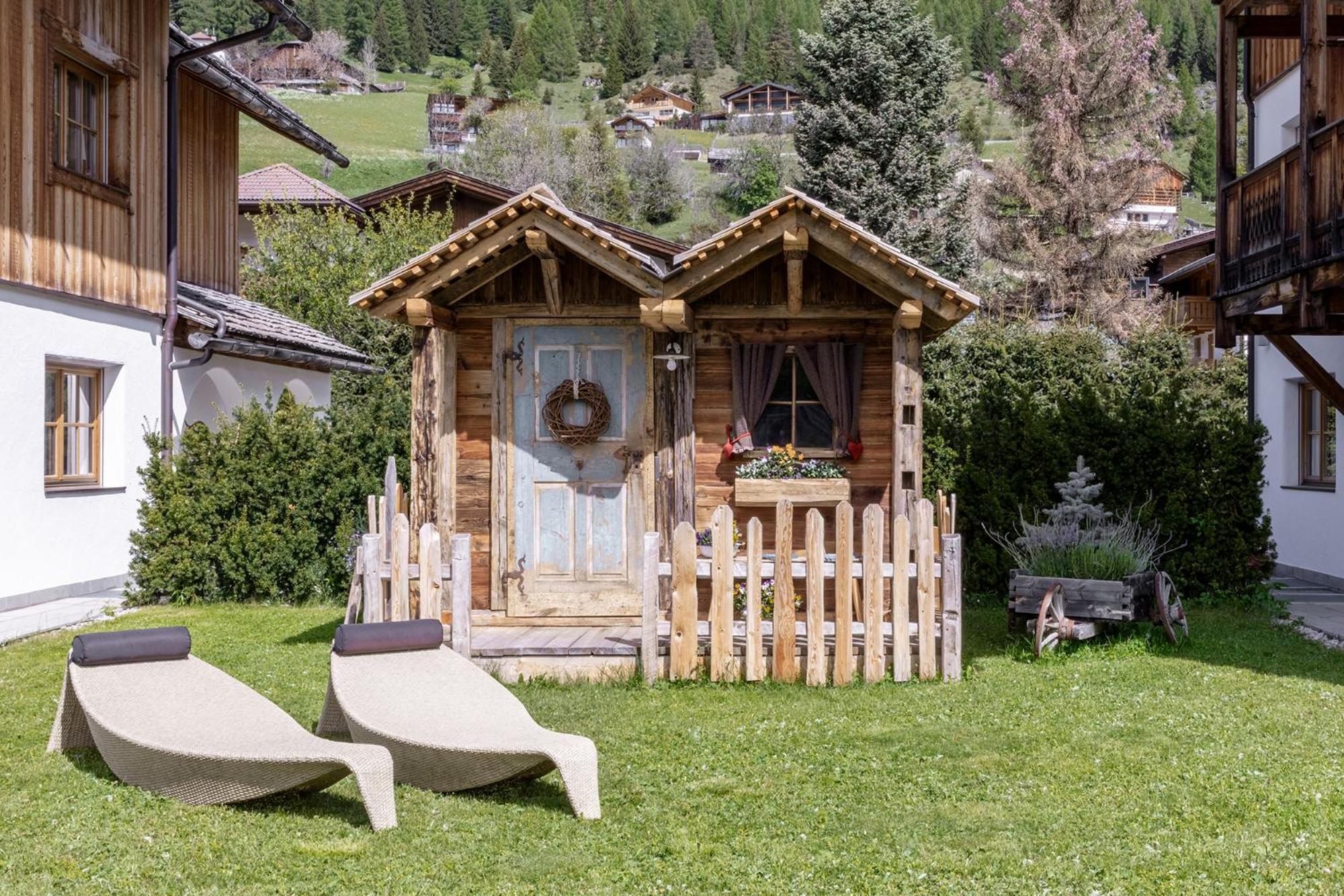 Chalet Ciasa Tino & Sara - Belaval Apartments Corvara In Badia Exterior photo