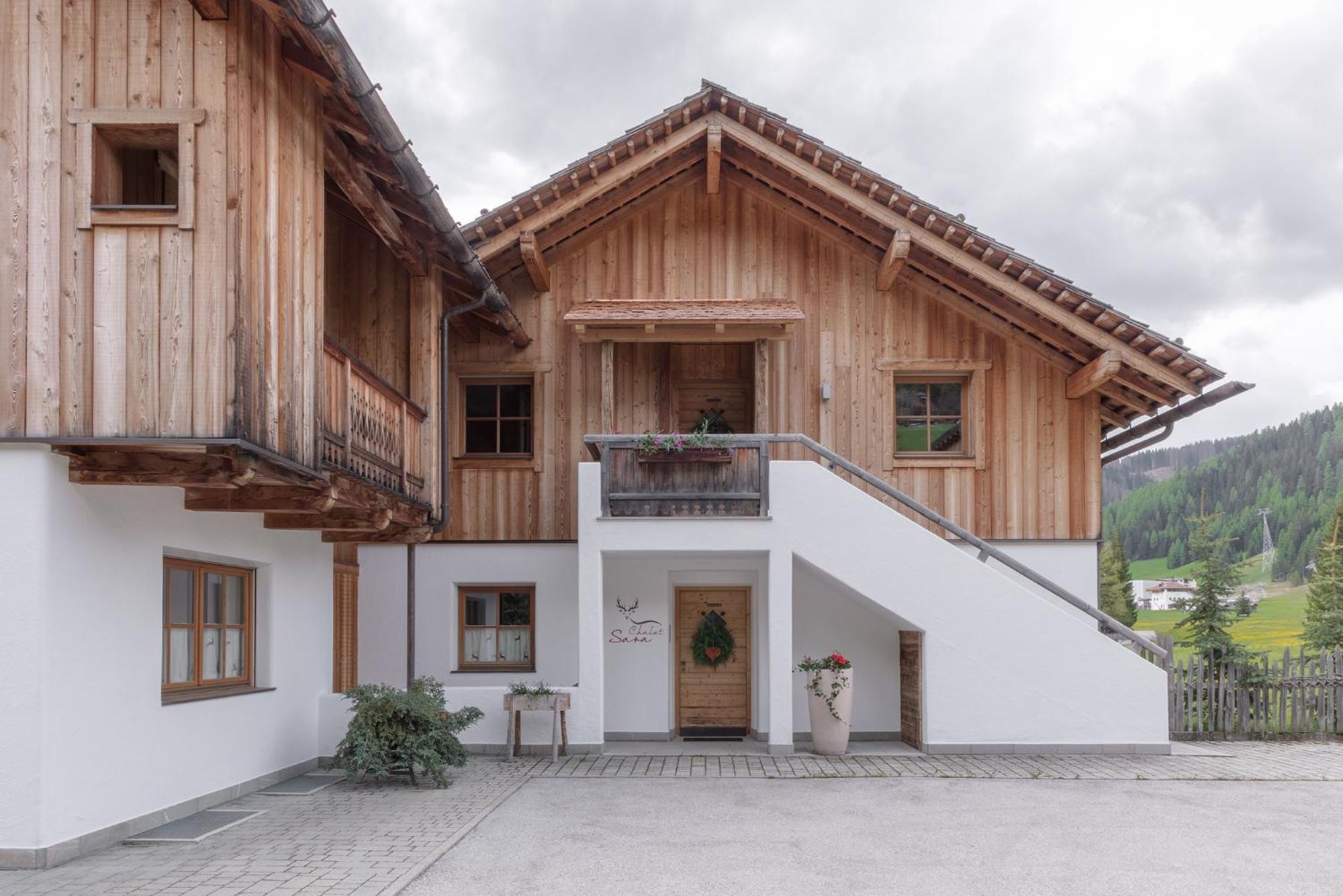 Chalet Ciasa Tino & Sara - Belaval Apartments Corvara In Badia Exterior photo
